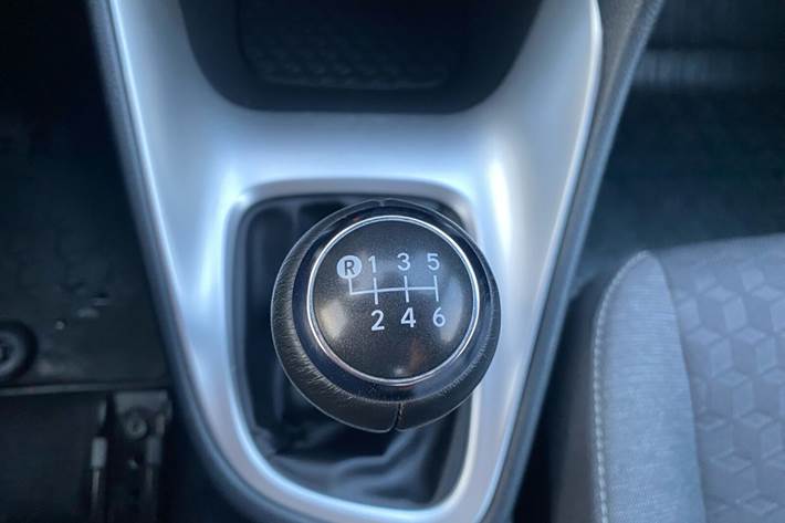 Hvid Toyota Yaris fra 2022