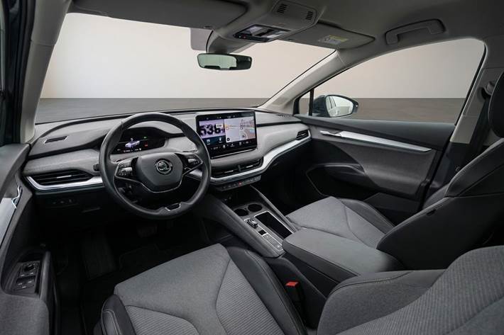 Sort Skoda Enyaq fra 2021