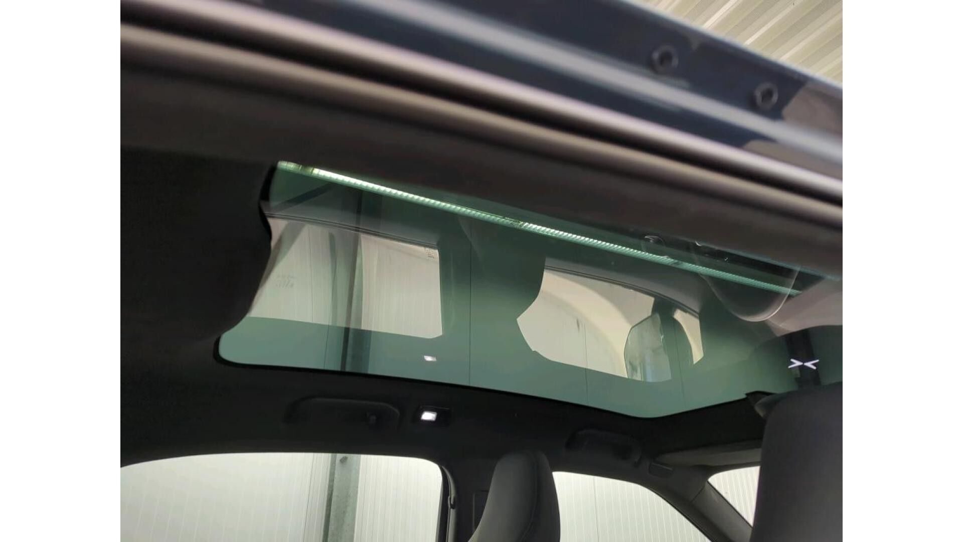 Grå Polestar 2 fra 2021