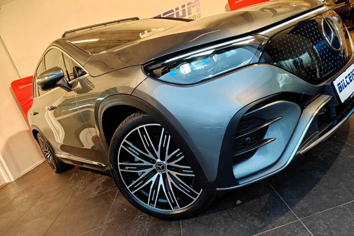 Grå Mercedes EQE350+ SUV fra 2024