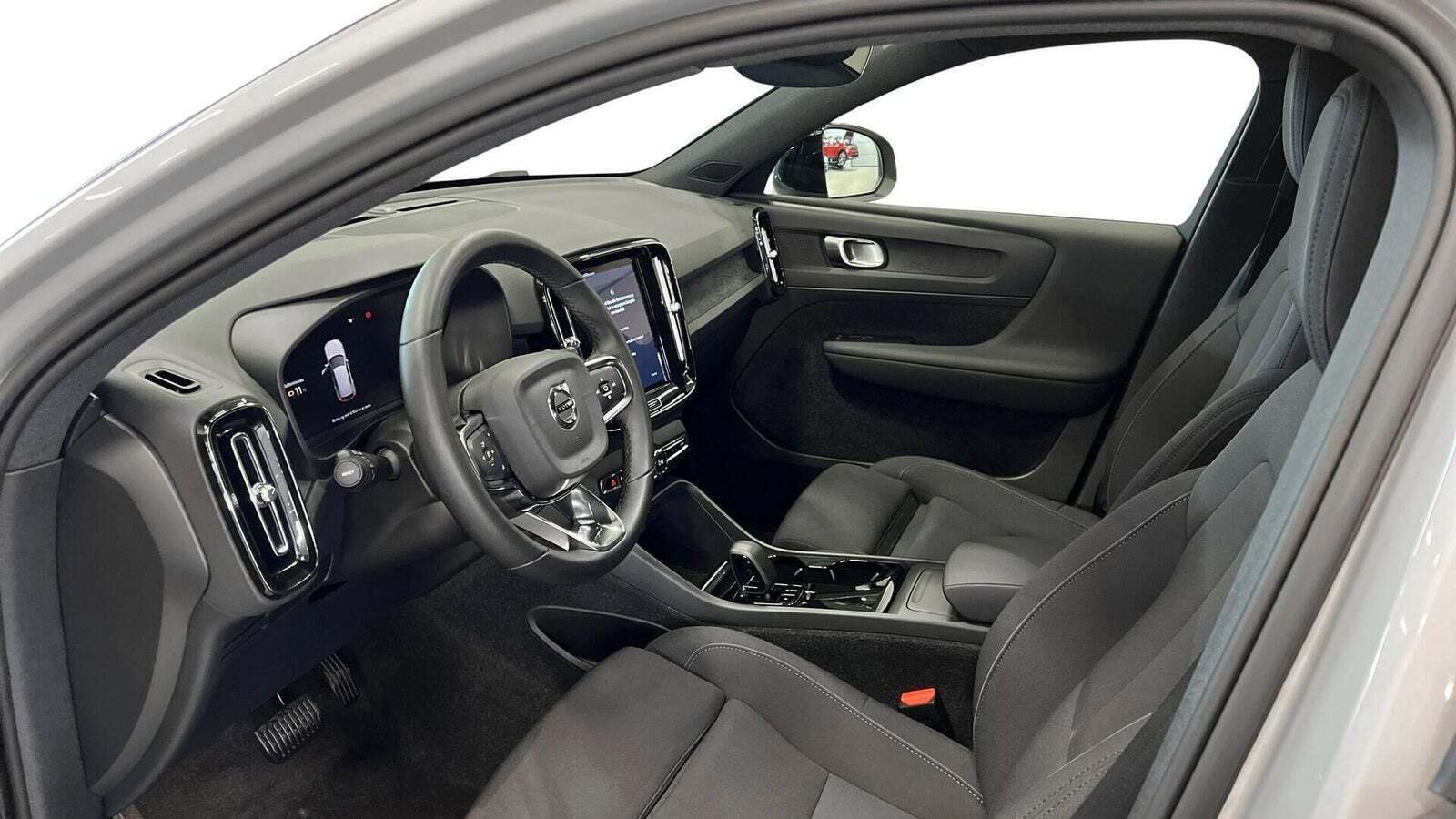 Volvo XC40 P6 ReCharge Core