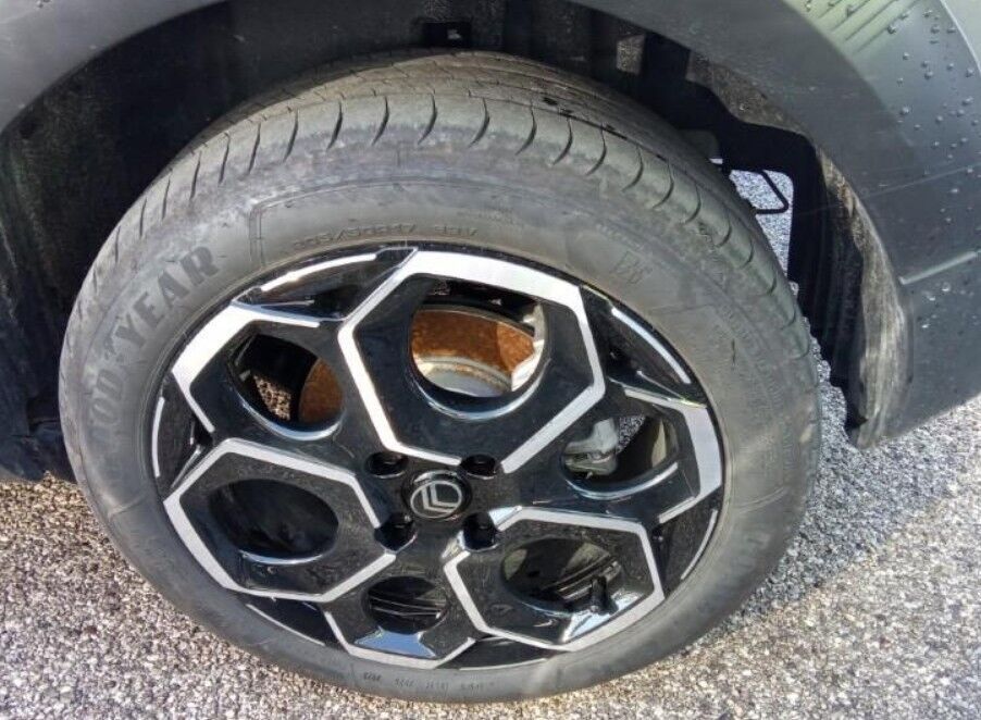 Grå Citroën ë-C3 fra 2025