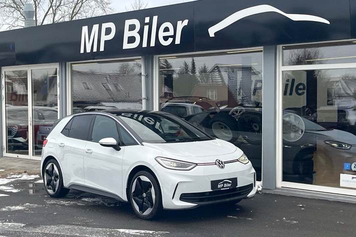 Hvid VW ID.3 fra 2025 set udefra