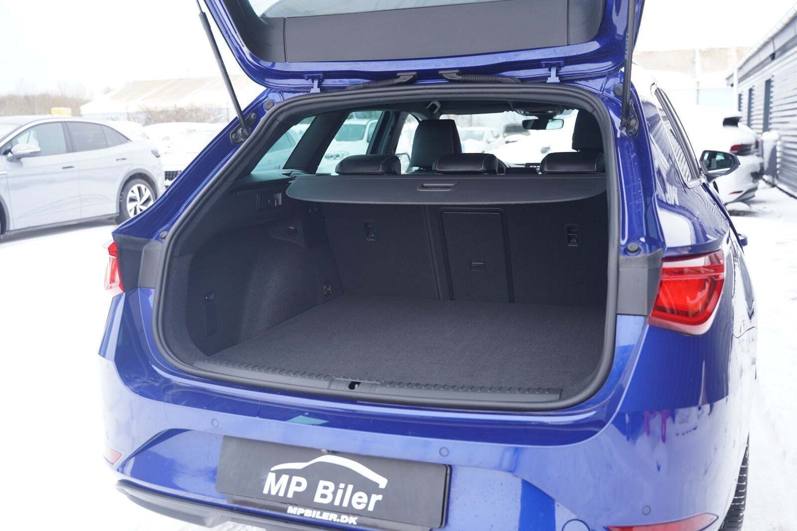 Blå Seat Leon fra 2021