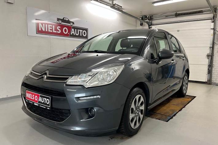 Grå Citroën C3 fra 2013 set udefra