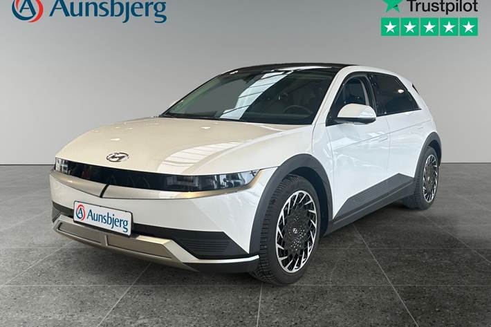 Hvid Hyundai Ioniq 5 fra 2024 set udefra