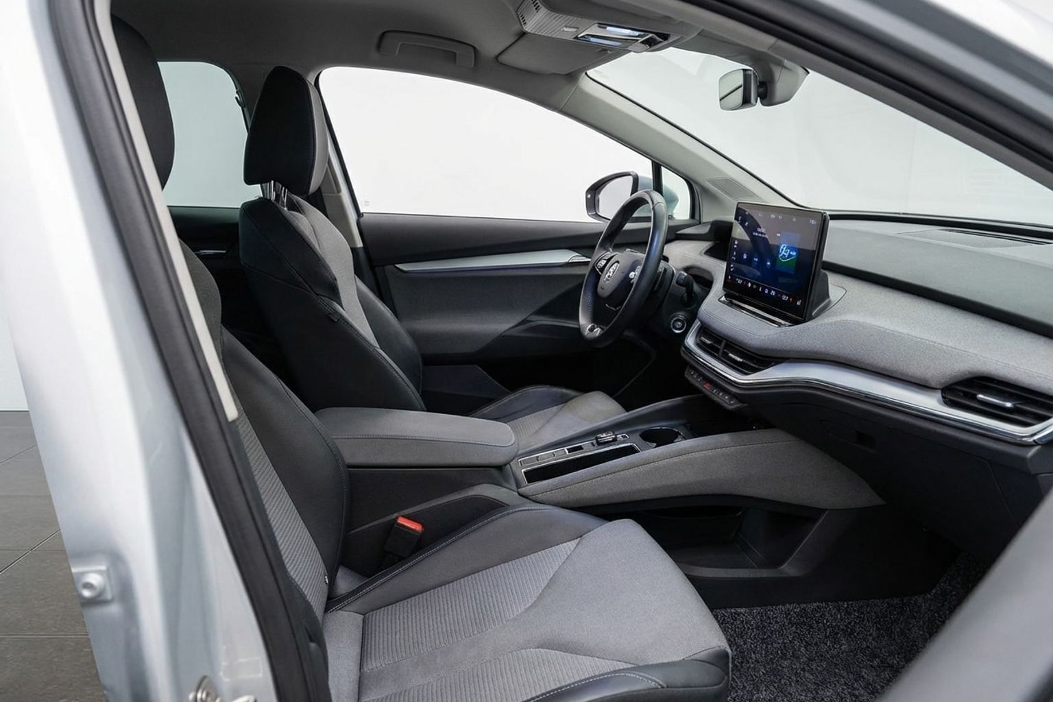 Sølv Skoda Enyaq fra 2021