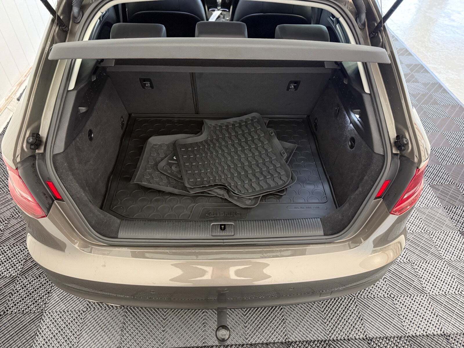 Grå Audi A3 fra 2016