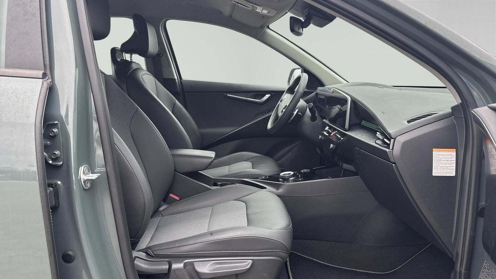 Grøn Kia Niro fra 2023