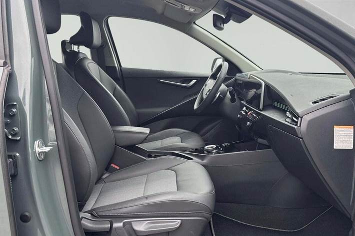 Grøn Kia Niro fra 2023