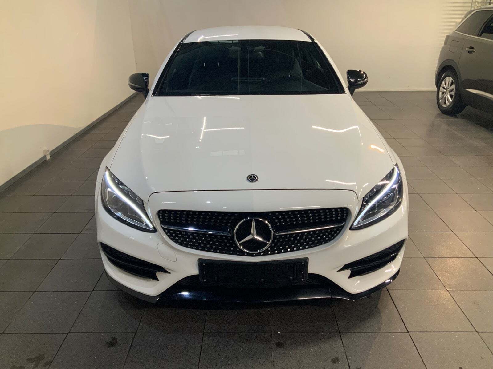 Mercedes C300 2,0 AMG Line Coupé aut.