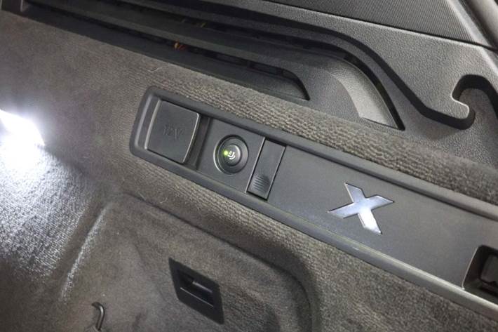 Sort BMW X5 fra 2022