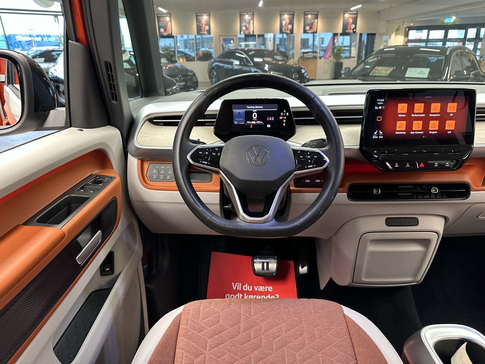 Orange VW ID.Buzz fra 2023