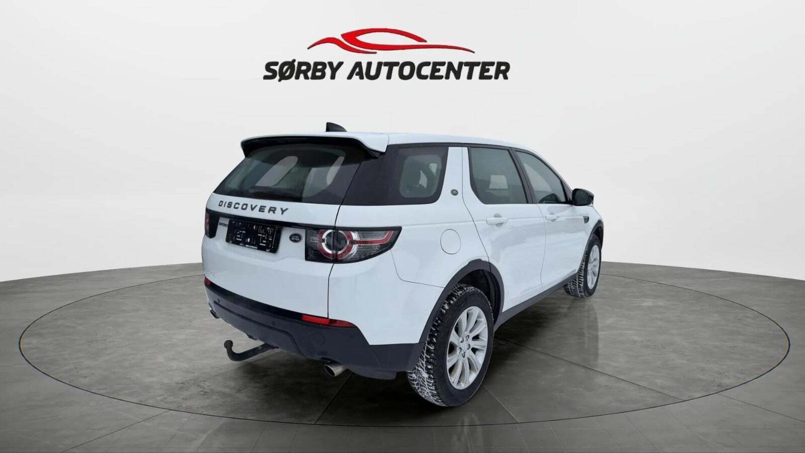 Hvid Land Rover Discovery Sport fra 2019