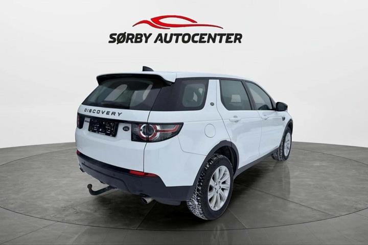 Hvid Land Rover Discovery Sport fra 2019