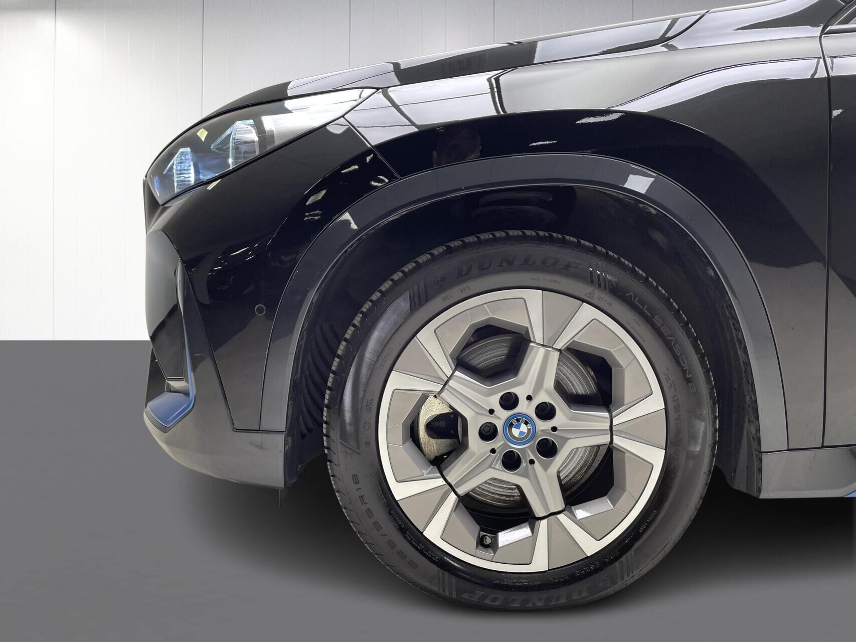 Sort BMW iX1 fra 2023