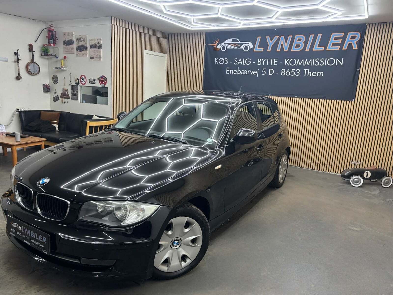 undefined BMW 116d fra 2011 set udefra