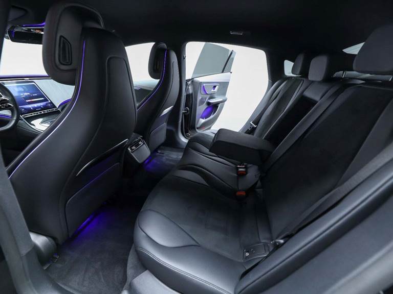 Mercedes EQE350+ AMG Line