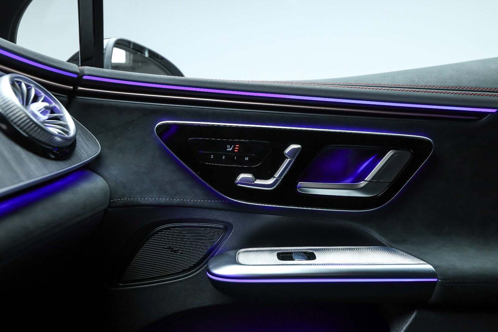 Sort Mercedes EQE350+ fra 2026