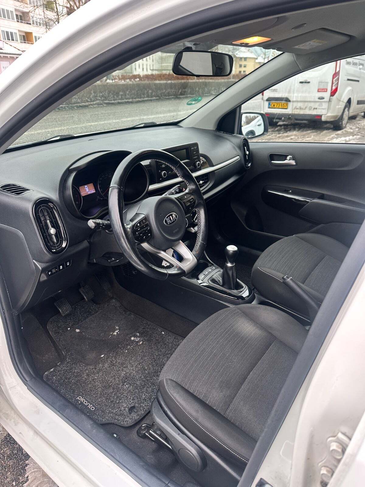 Hvid Kia Picanto fra 2018