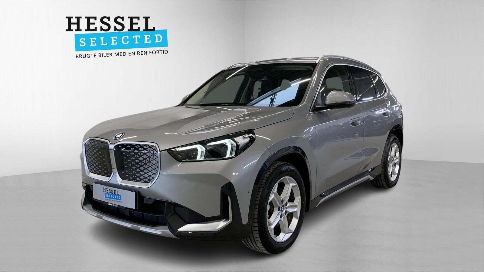 BMW iX1 xDrive30 X-Line