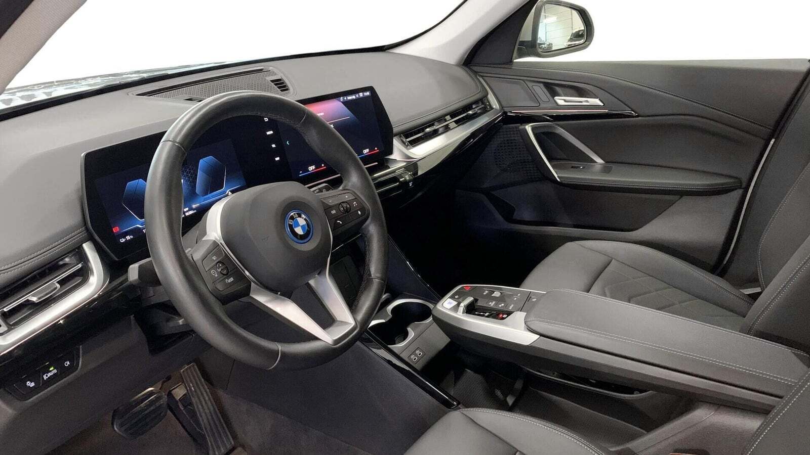 BMW iX1 xDrive30 X-Line