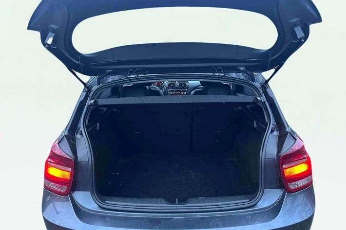 undefined BMW 116i fra 2012