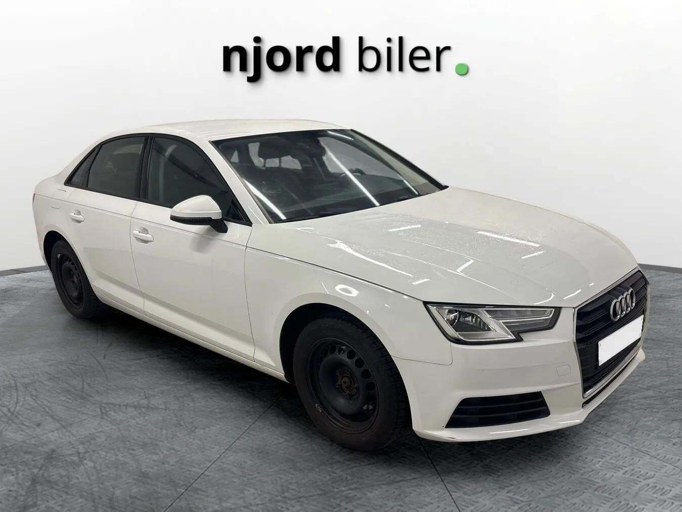 Audi A4 2,0 TDi 150 S-tr.