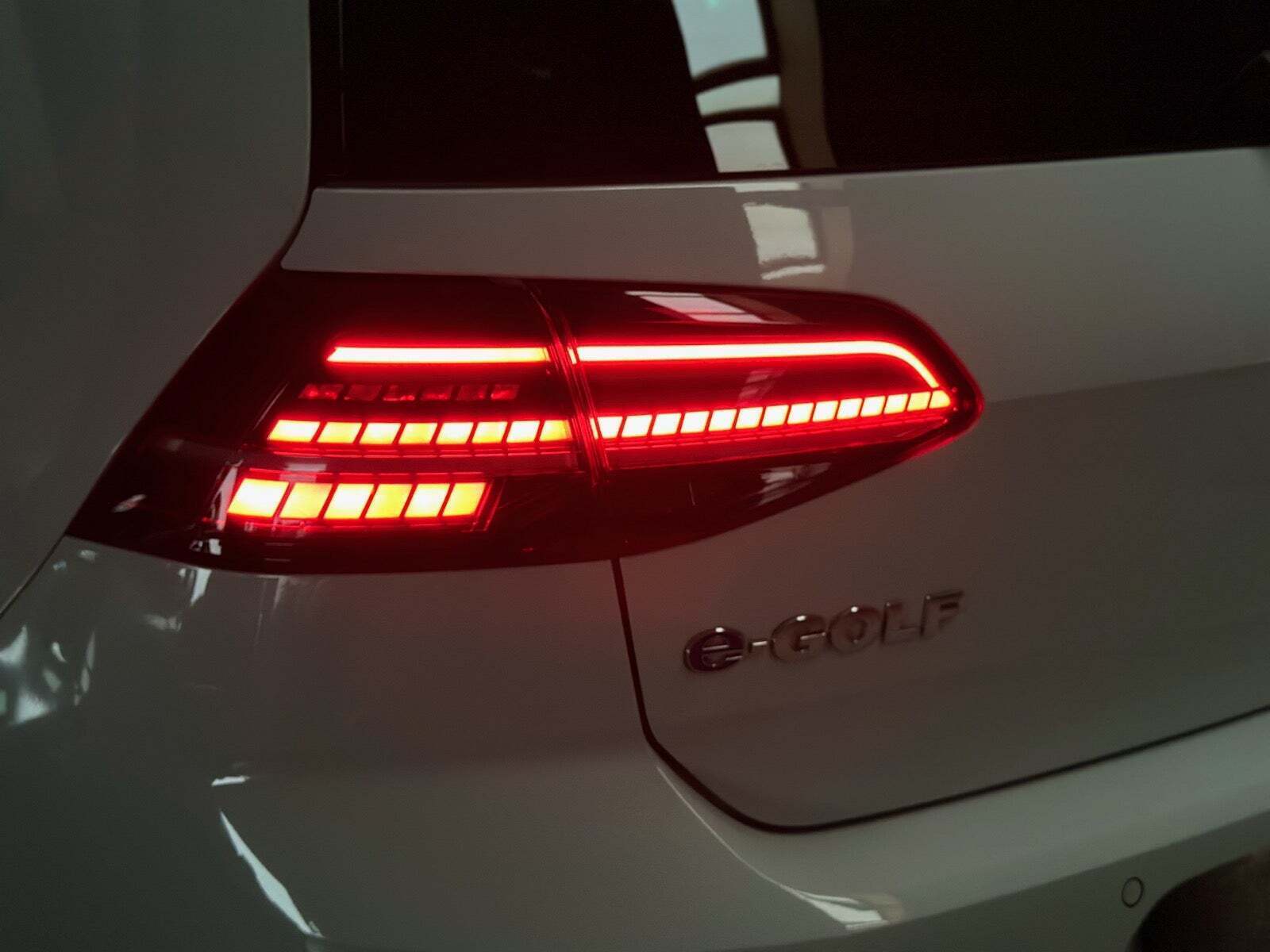 Hvid VW e-Golf VII fra 2020