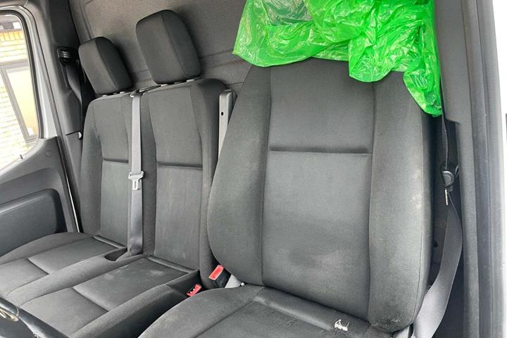 Hvid Mercedes Sprinter 316 fra 2019