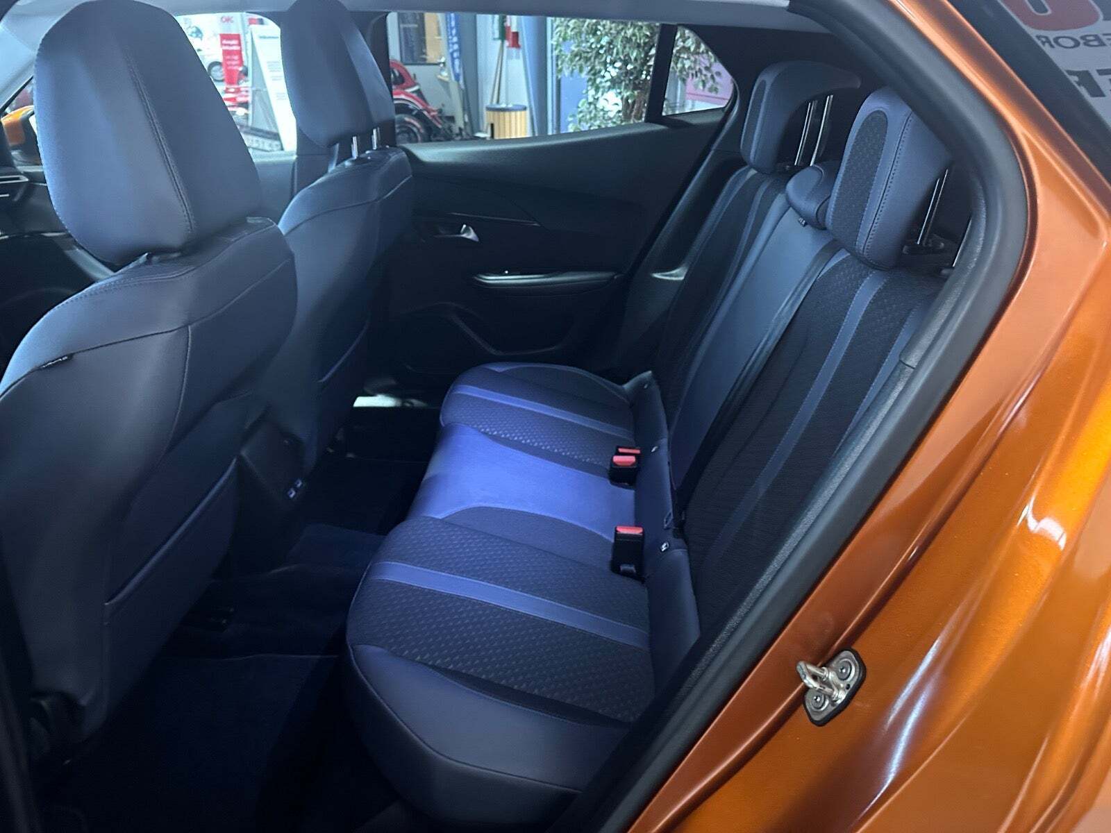 Peugeot 2008 1,5 BlueHDi 130 Evolution EAT8