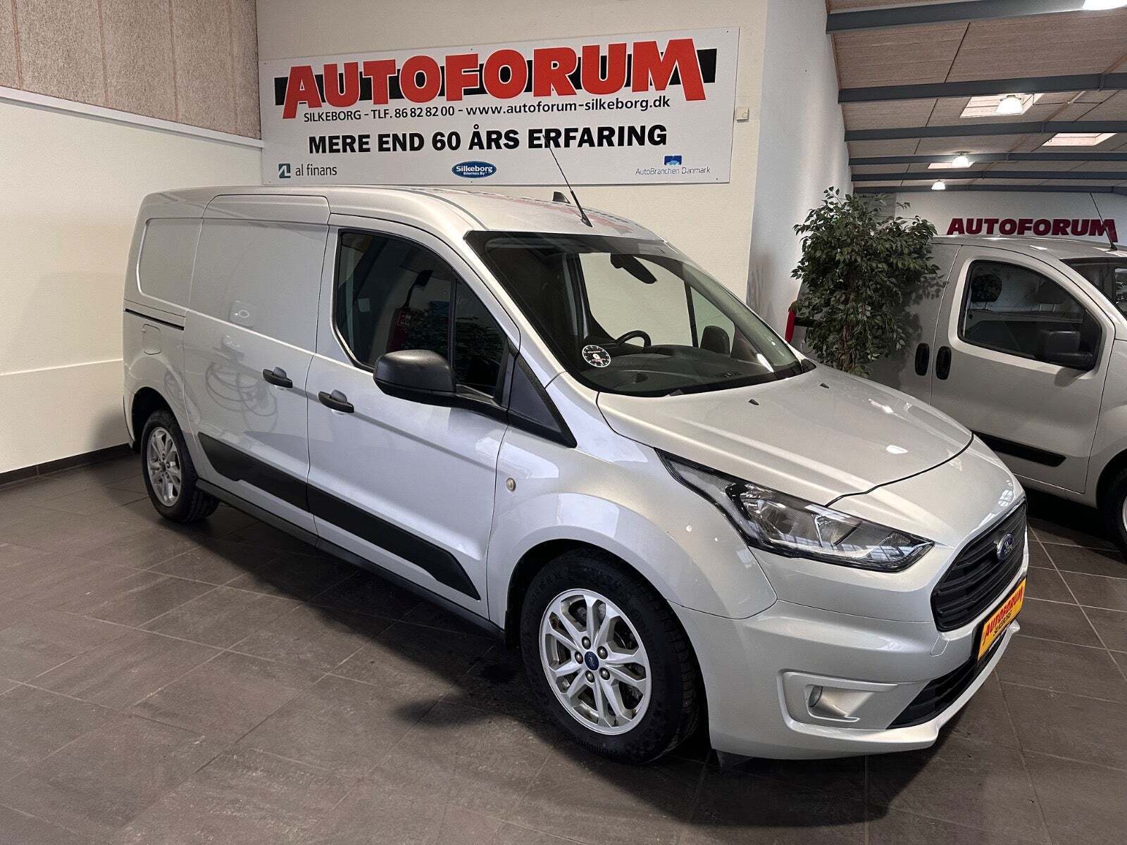 Ford Transit Connect 1,5 EcoBlue Trend aut. lang