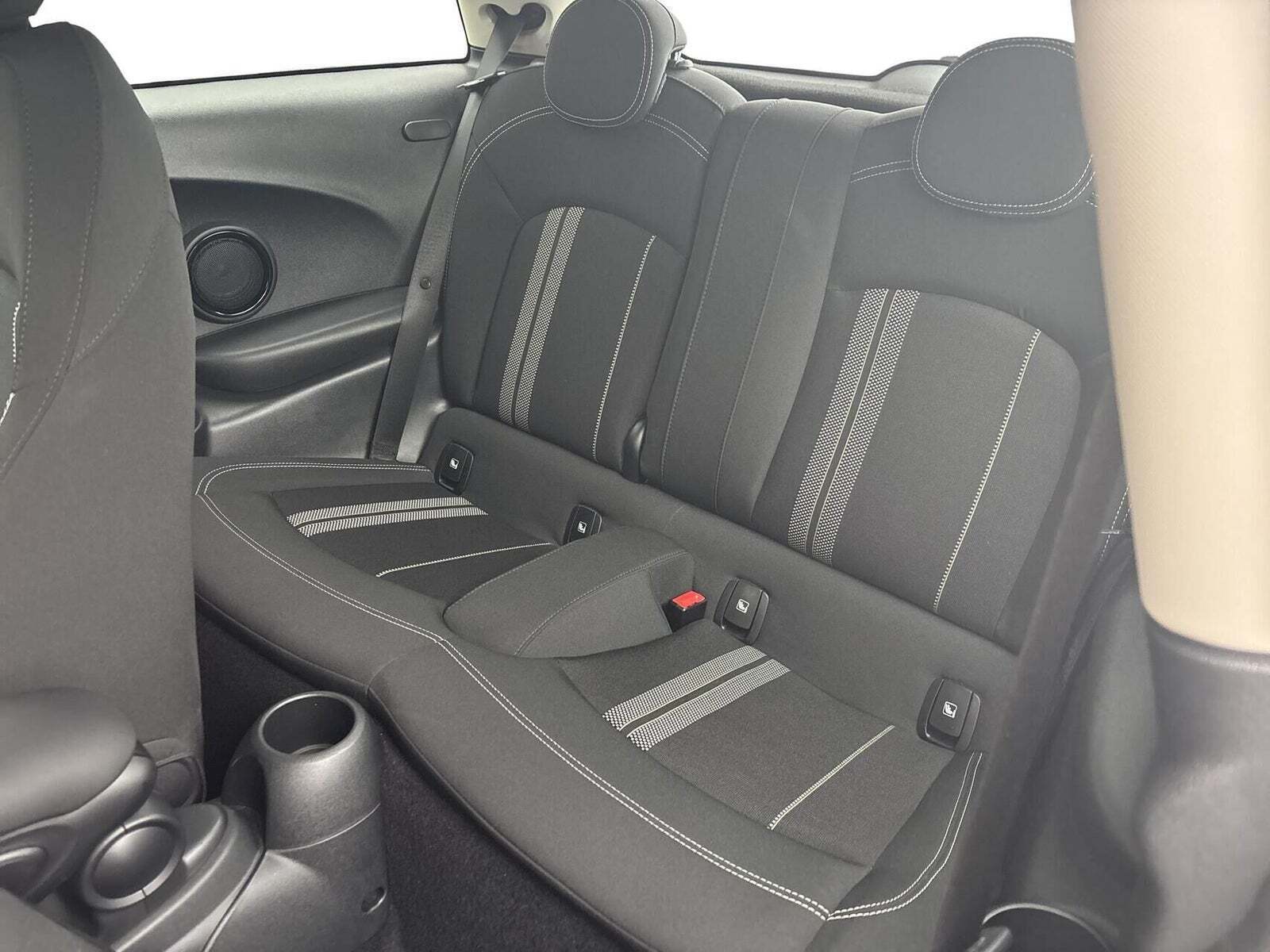 Mini Cooper SE Essential