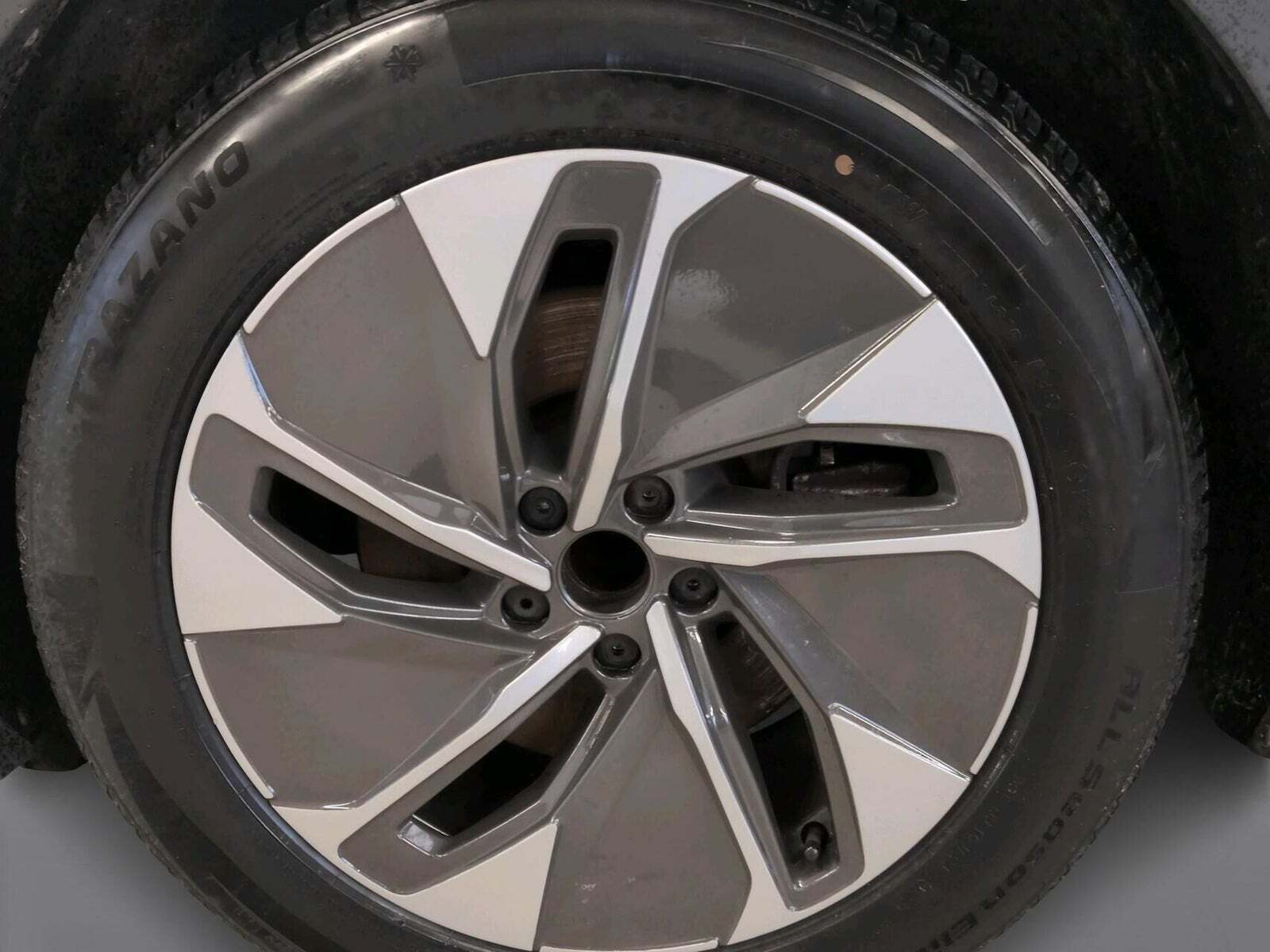 Beige VW ID.4 fra 2021