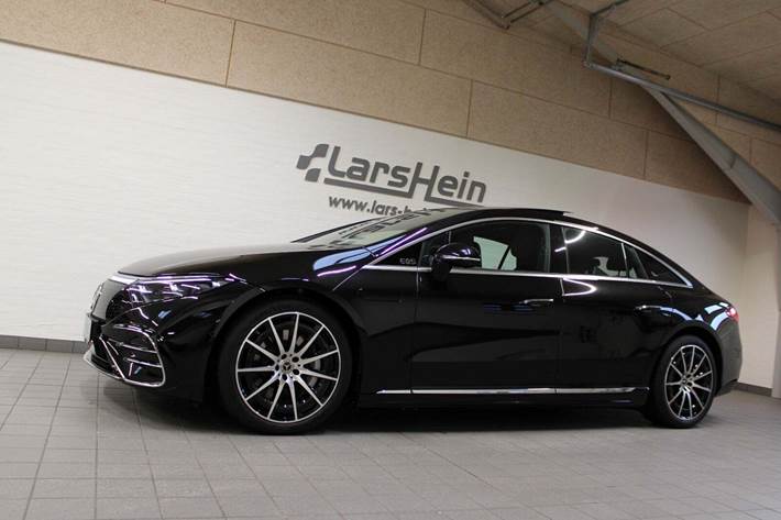 Sort Mercedes EQS450+ fra 2022