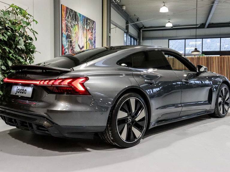 Audi e-tron GT quattro