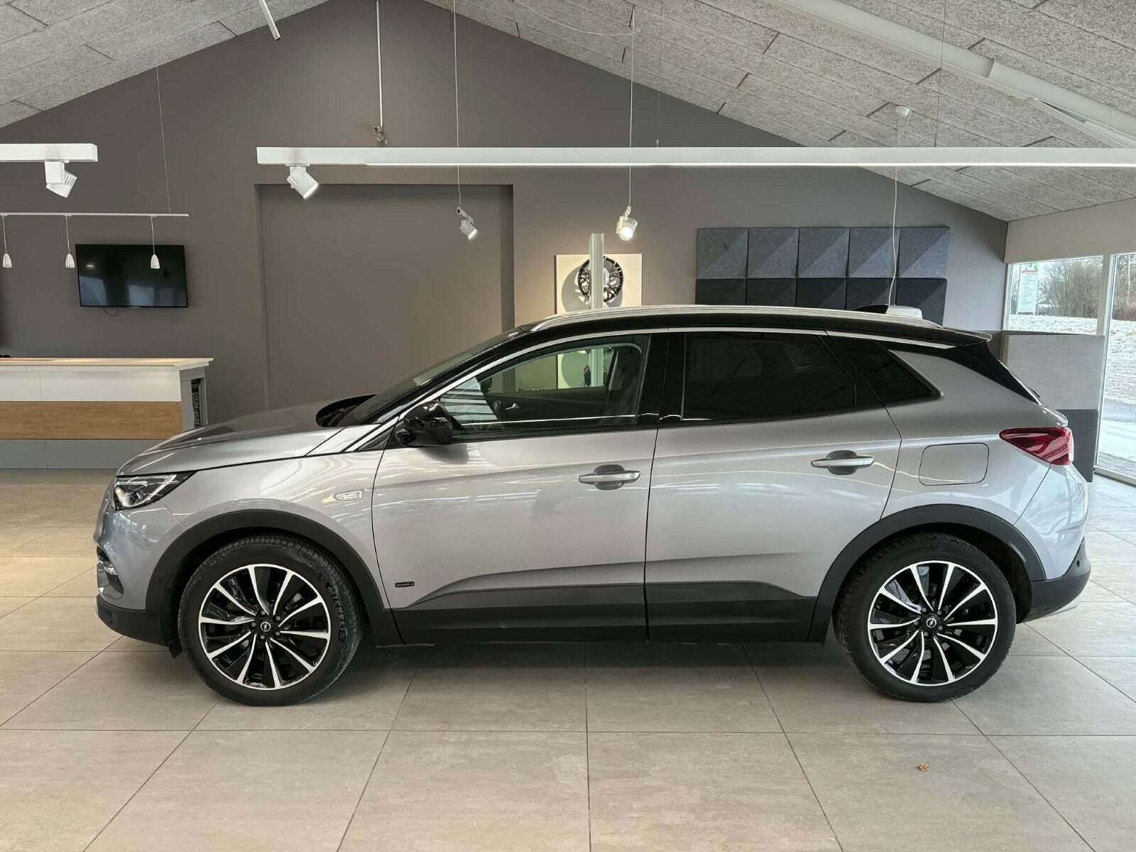 Opel Grandland X 1,6 Hybrid EuroLine aut.