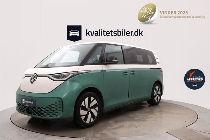 Grøn VW ID.Buzz fra 2025 set udefra