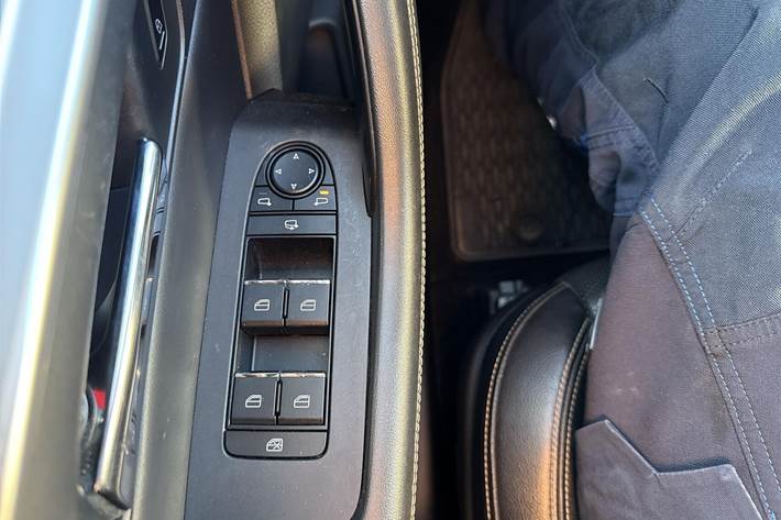 Hvid Mazda CX-60 fra 2022