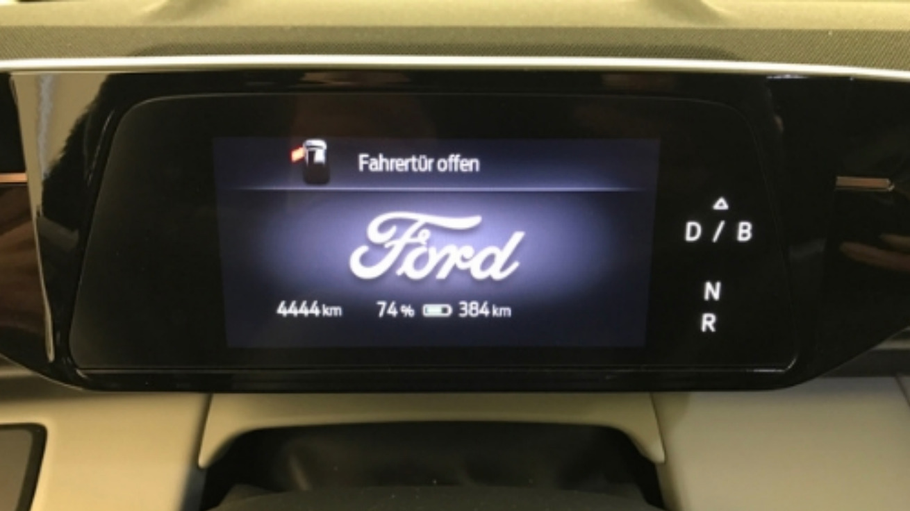 Ford Explorer 77 Select Extended Range