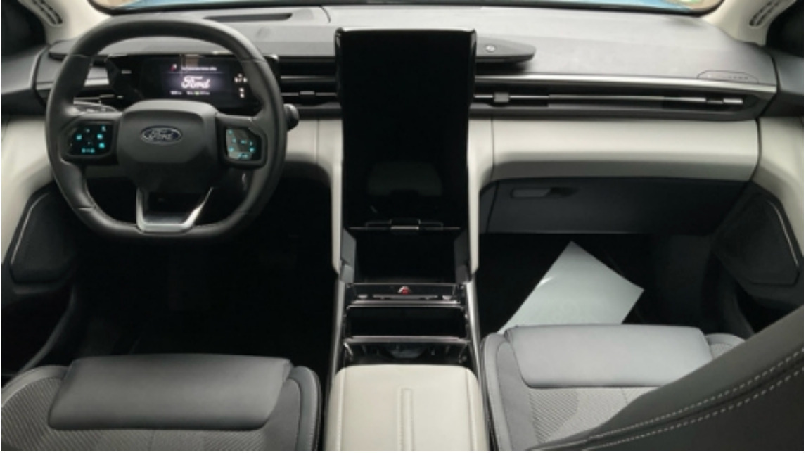 Ford Explorer 77 Select Extended Range