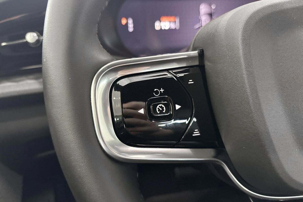 Hvid Polestar 2 fra 2024