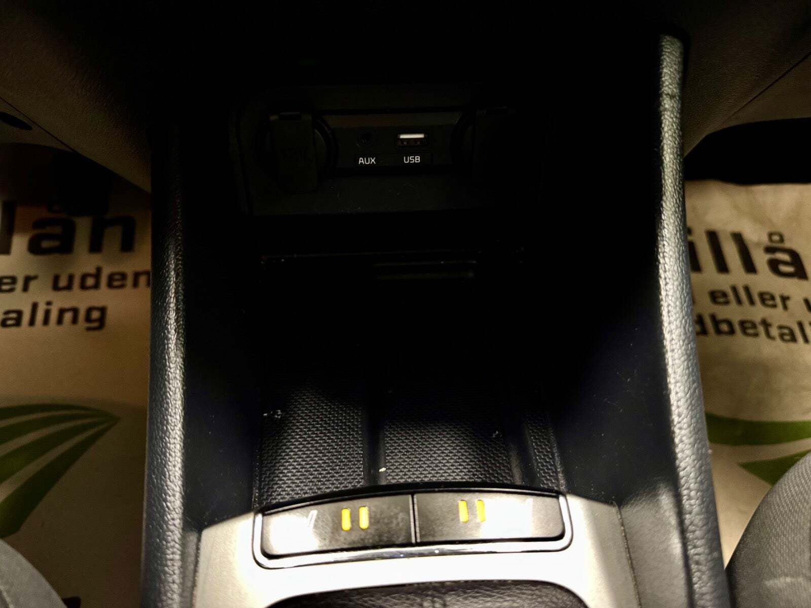 Sølv Kia Rio fra 2015