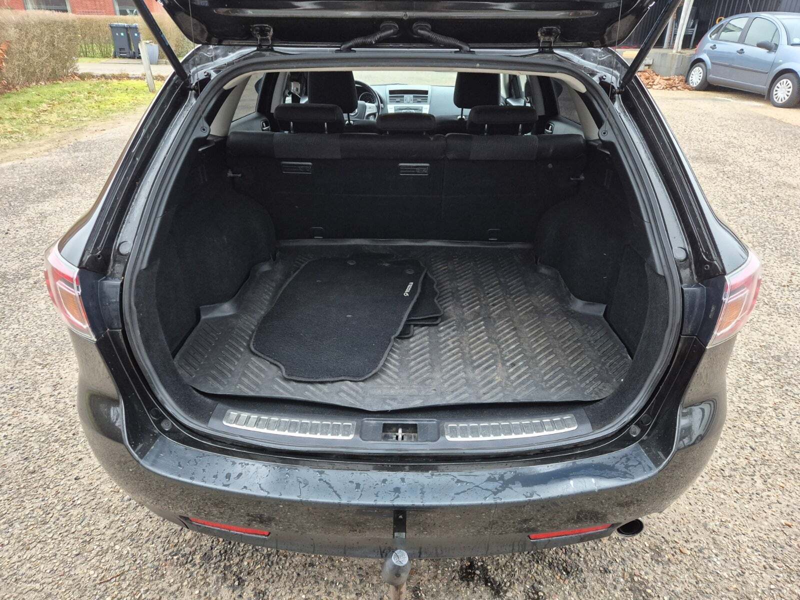 Grøn Mazda 6 fra 2008