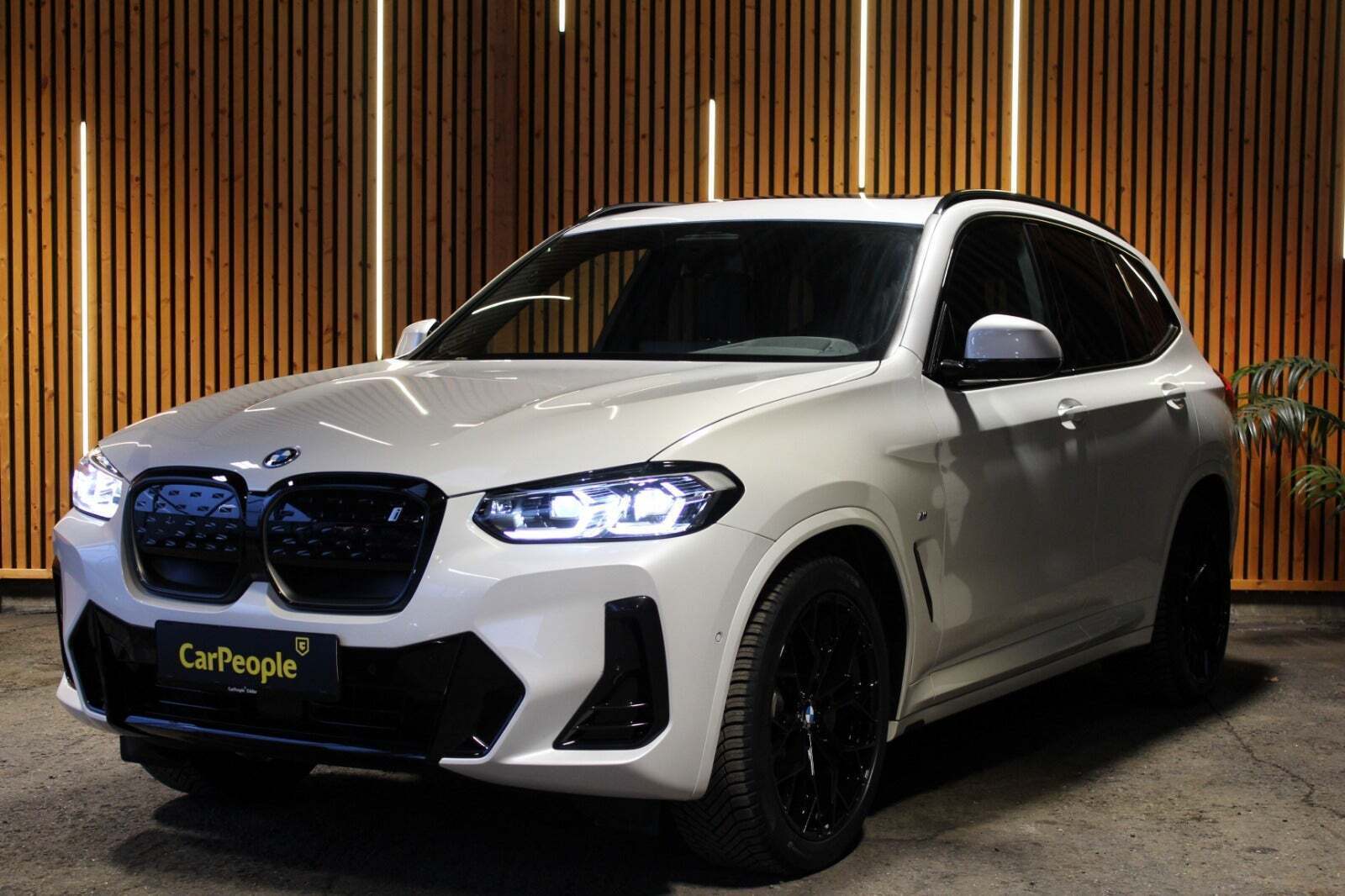 BMW iX3 Charged M-Sport