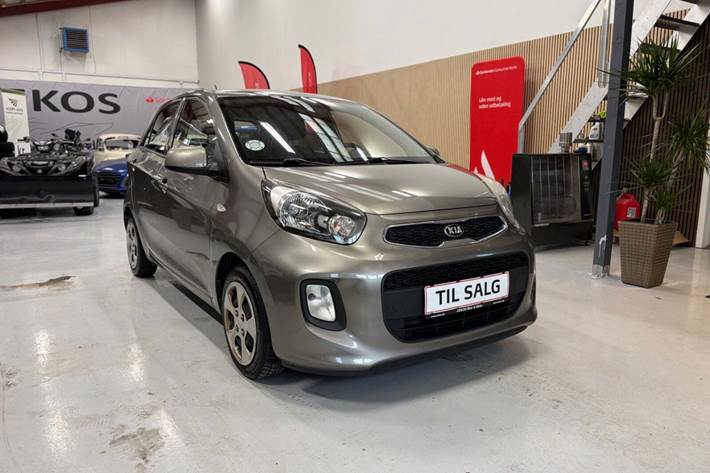Sort Kia Picanto fra 2016 set udefra