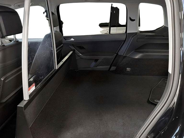 VW Touran 2,0 TDi 122 Comfortline Van