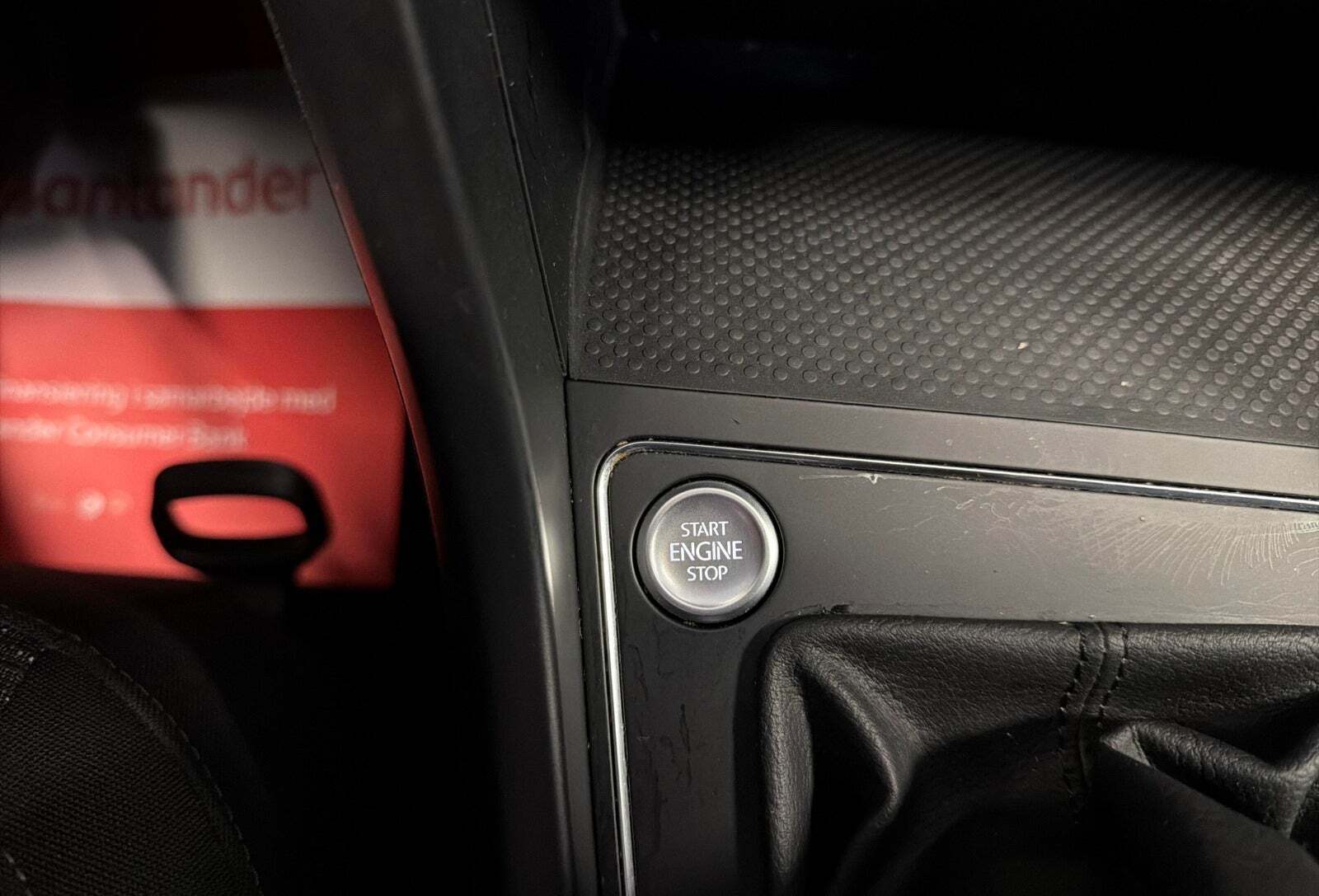 Sort VW Touran fra 2023