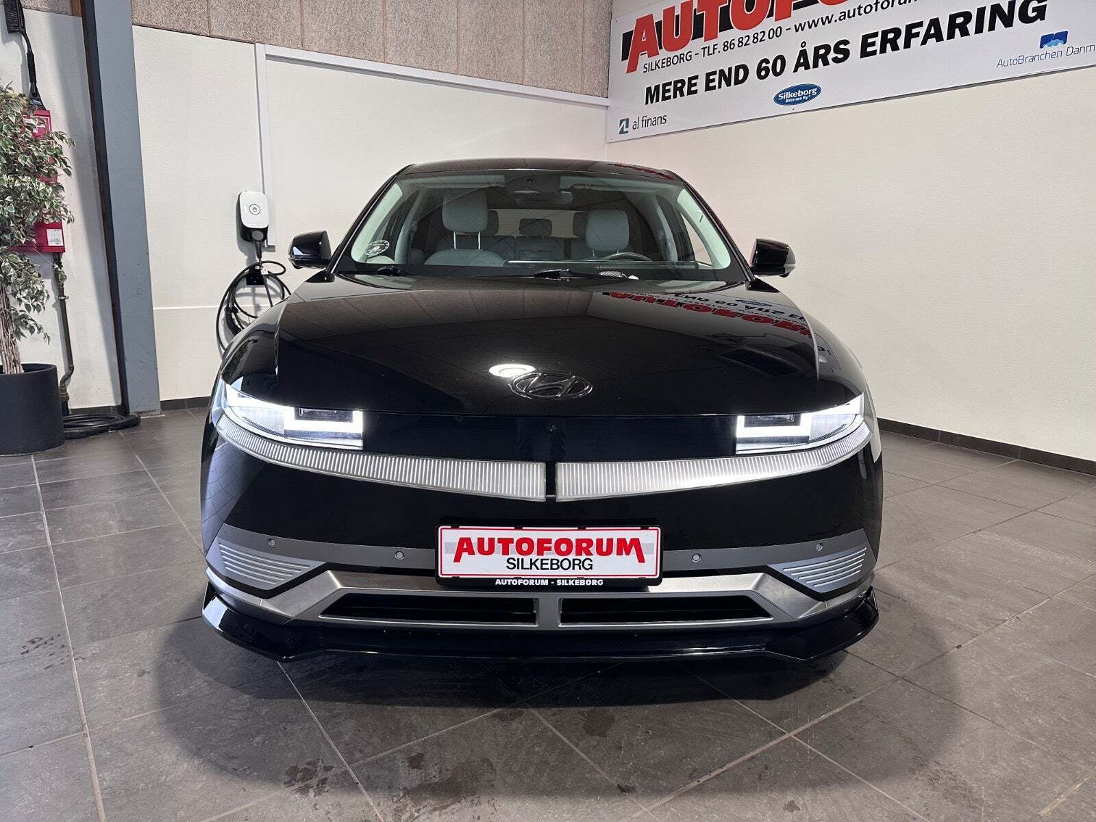 Hyundai Ioniq 5 73 Uniq