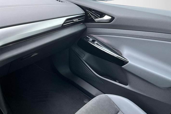 Hvid VW ID.4 fra 2025